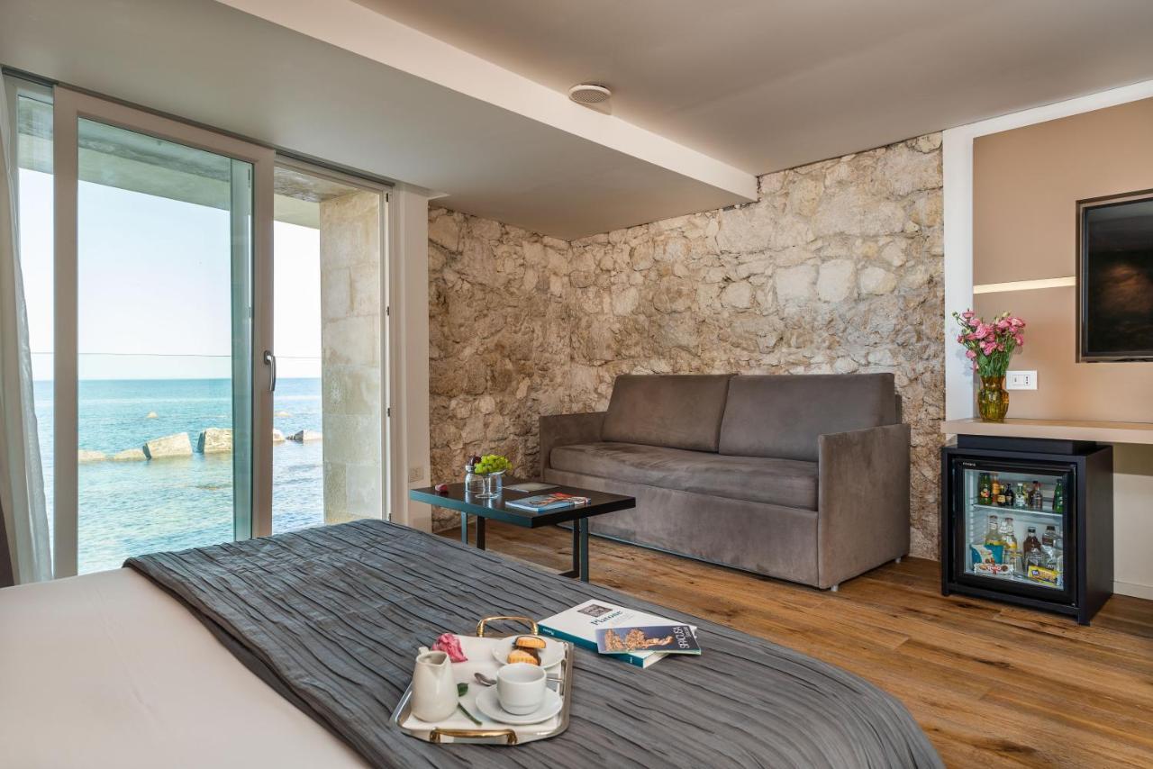 Re Dionisio Luxury Suites Siraküza Dış mekan fotoğraf