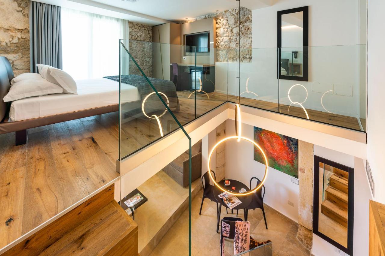Re Dionisio Luxury Suites Siraküza Dış mekan fotoğraf