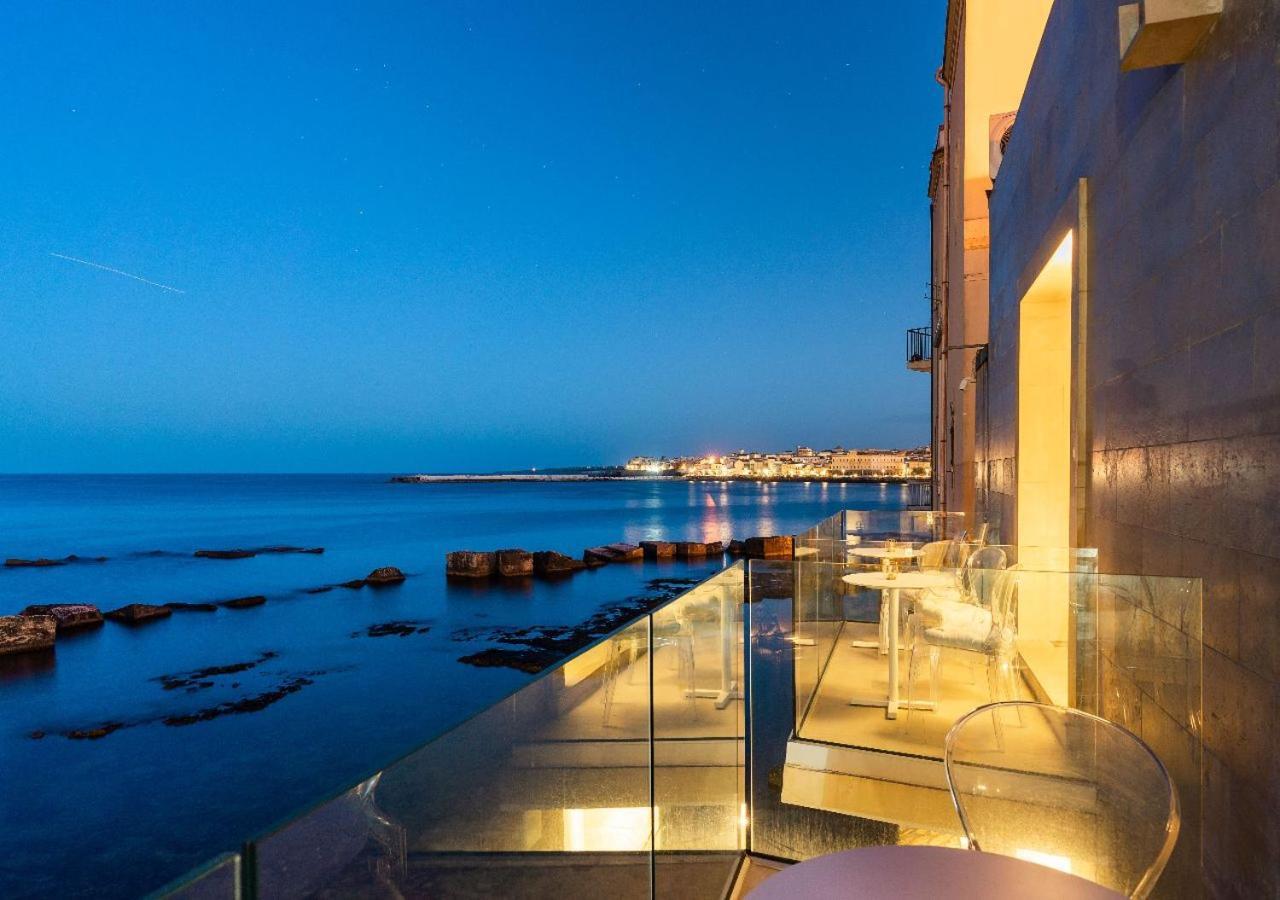 Re Dionisio Luxury Suites Siraküza Dış mekan fotoğraf